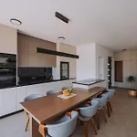 Mars Villa Mandre