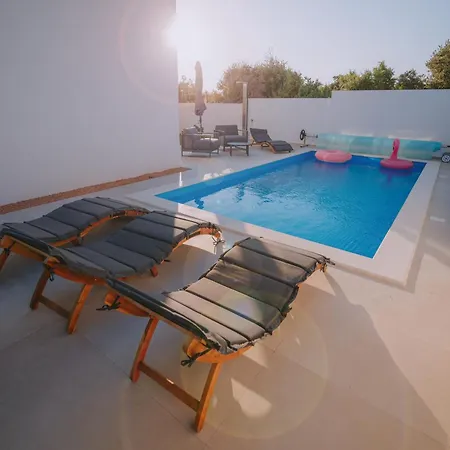 Mars Villa