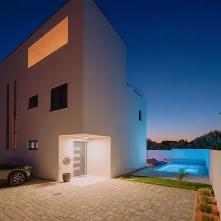 Mars Villa